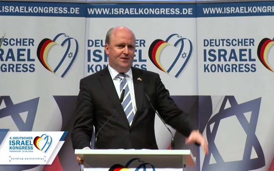 Мэр Франкфурта заявил о росте антисемитизма в Германии